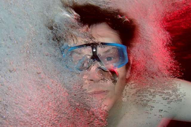 Helmut unter Wasser