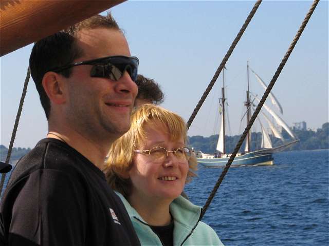 Mathias und Anke mit Luciana im Hintergrund
