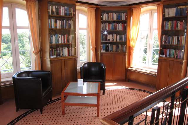 Bibliothek im Aussichtsturm des Hotel Hanseatic