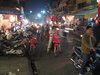Verkehr am Abend in Hanoier Altstadt