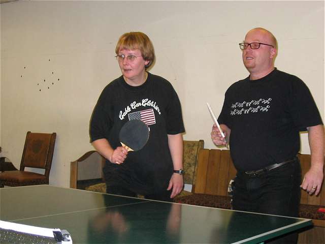 Anke und Achim beim Tischtennis