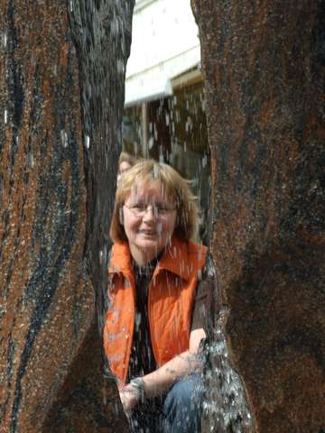 Anke hinterm Brunnen in Bad Kissingen