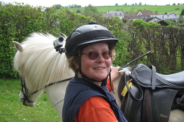 Anke mit Helmkamera