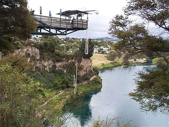 Bungee am Waikato-Flu